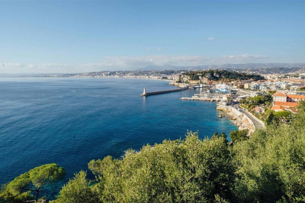 Appartement 2 chambres refait à neuf, climatisé, à 2 min de la mer Niza Exterior foto